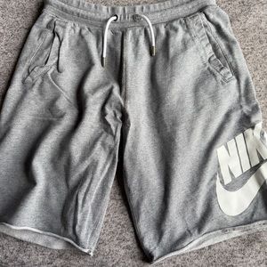 Men’s Nike cotton shorts
